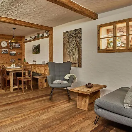 Apartment Keramikhaus