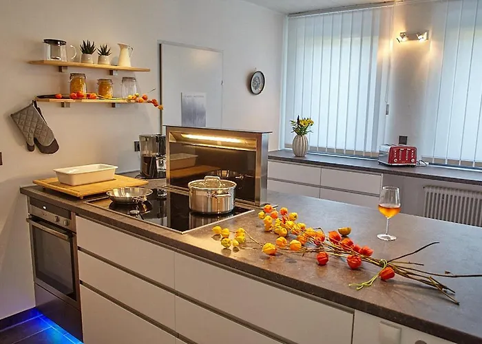 Keramikhaus * غموندين